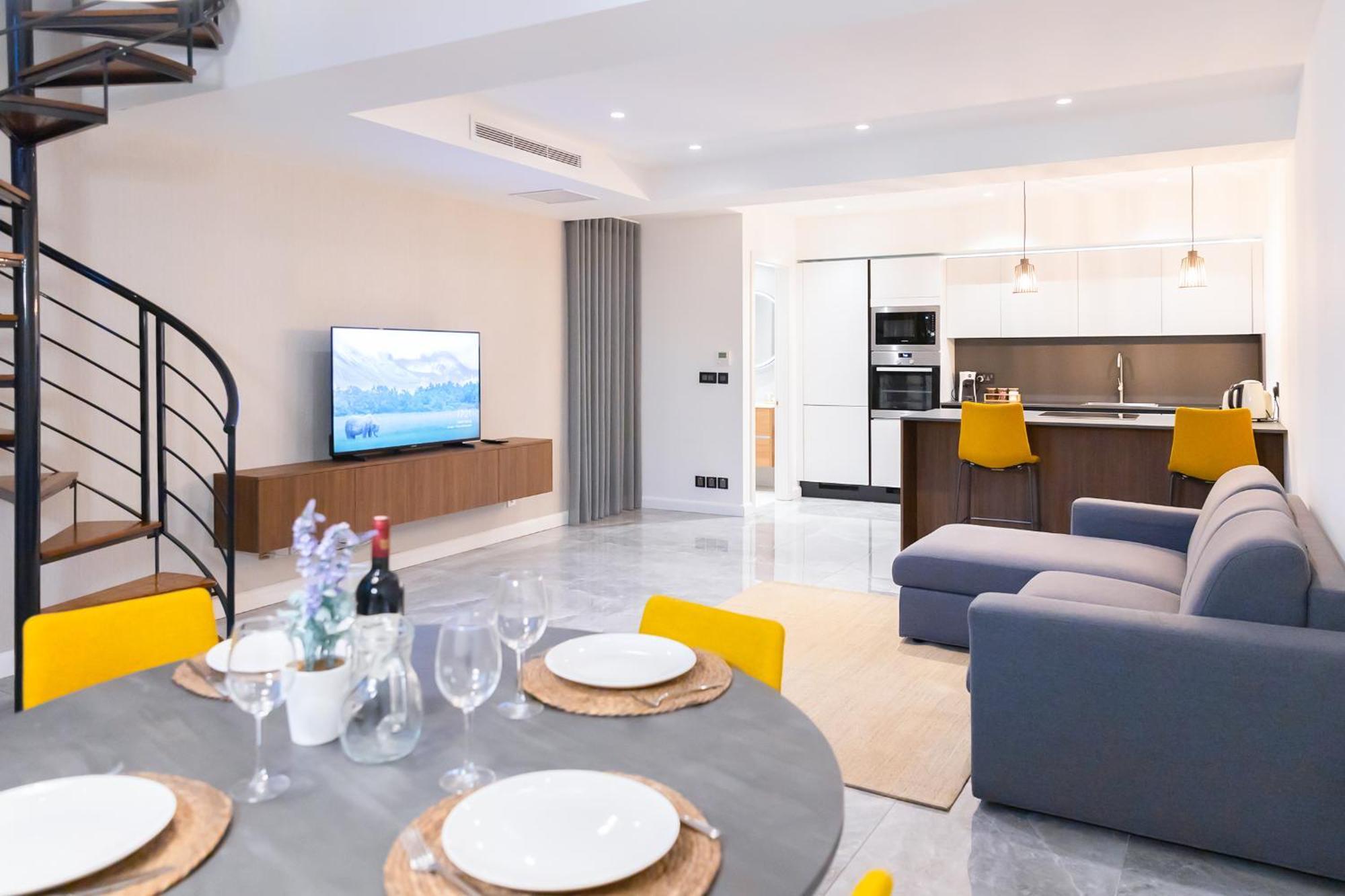 Florette Suite 1Br With Stunning Lounge Terrace By Arcobnb Il-Furjana Extérieur photo