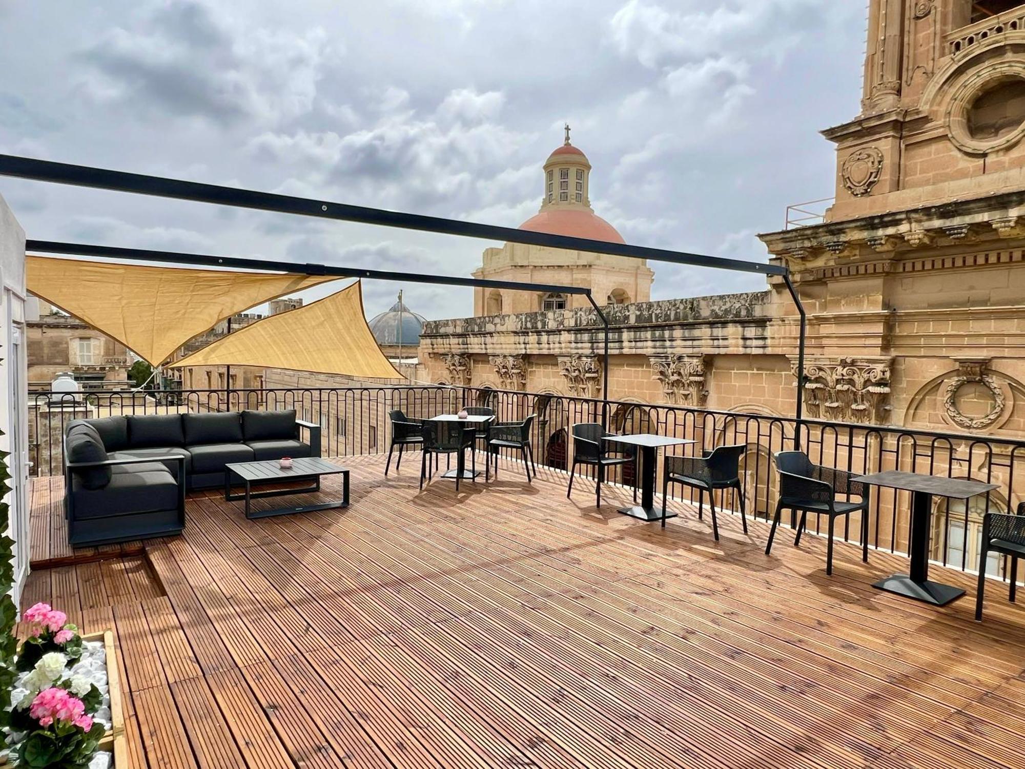 Florette Suite 1Br With Stunning Lounge Terrace By Arcobnb Il-Furjana Extérieur photo